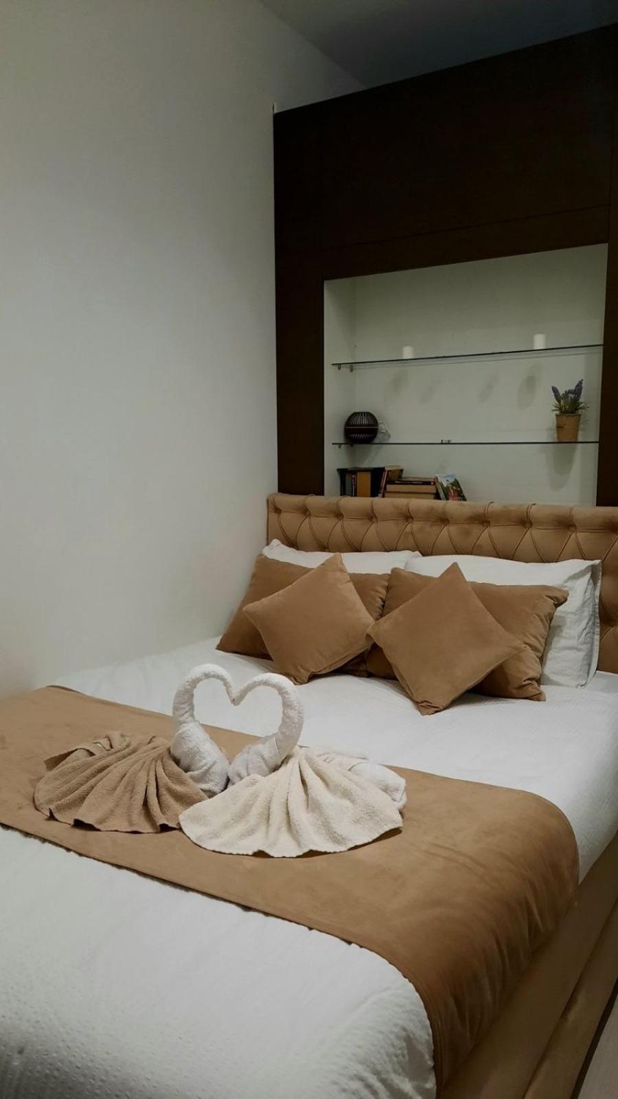 Tim Apartment Sarajevo With Private Parking Екстериор снимка